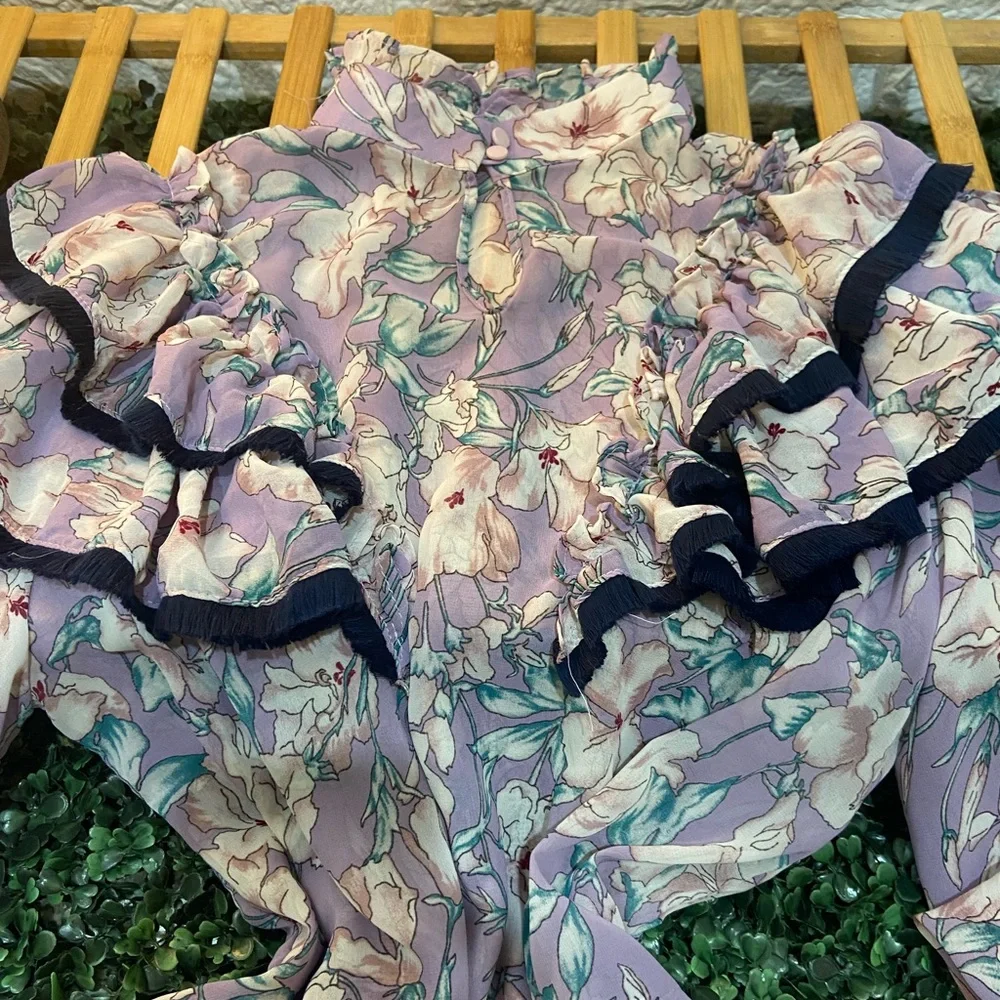 Floral Print Korean Tops .Size - L (Fit S-L) - Picture 7 of 9